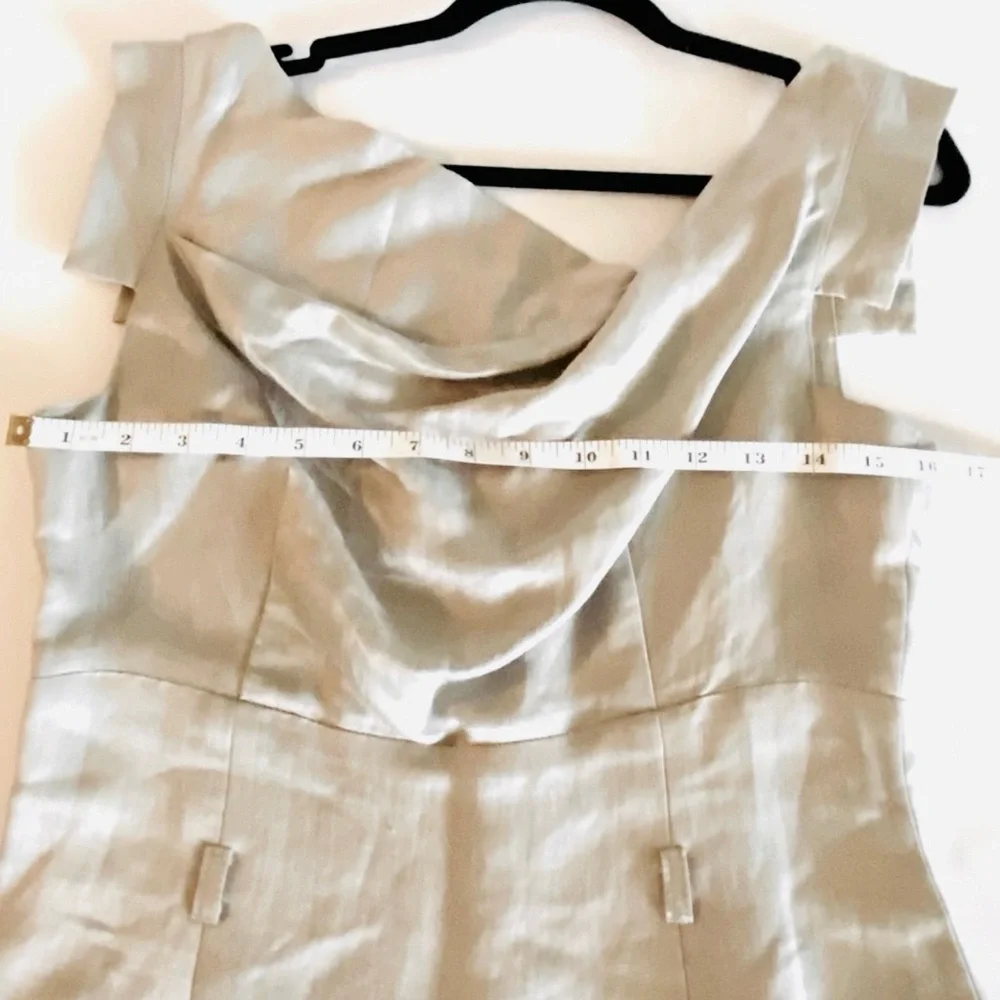 Black Halo- Jackie O metallic 70% linen asymmetrical midi sheath dress.Size 6 - Picture 9 of 11